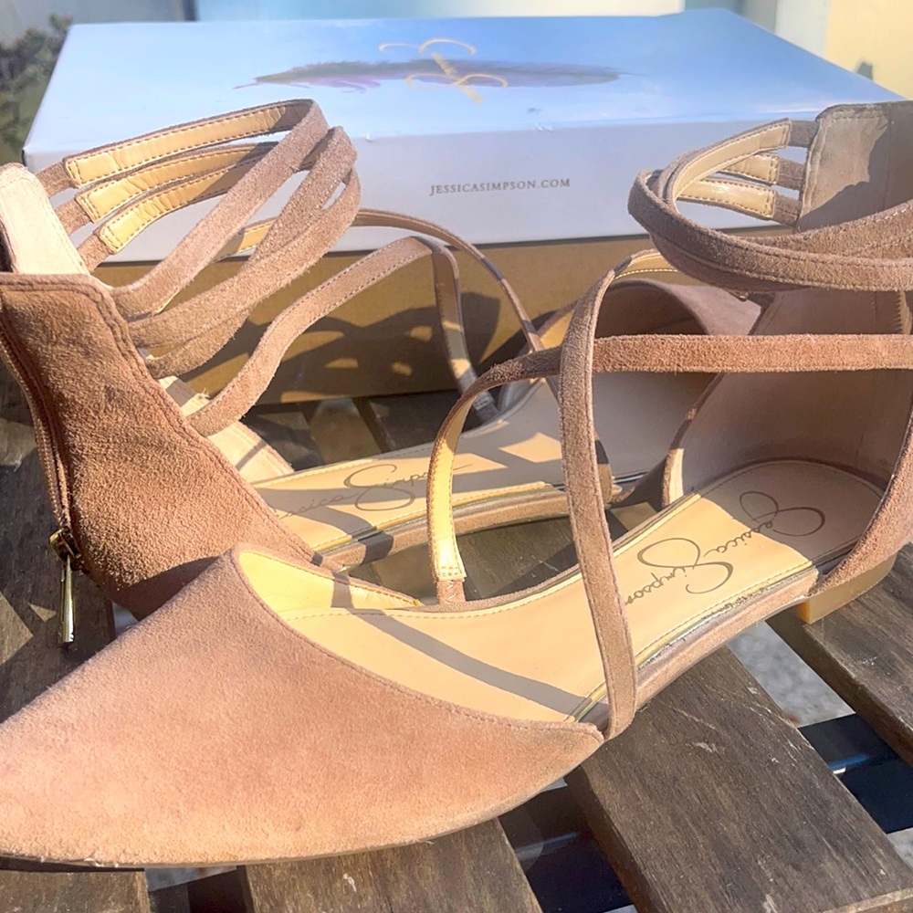 Jessica Simpson flats!
